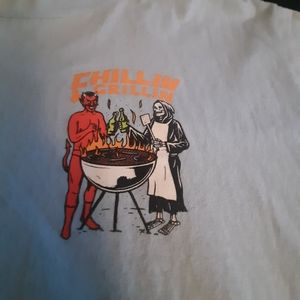 Last Call Co. "Chillin and Grillin" tshirt NWOT
